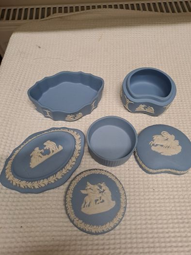 Wedgwood Jasperware Trinket Boxes Set of 3