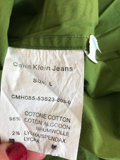 green colour tee shirt