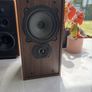 B&W Speakers Image 3