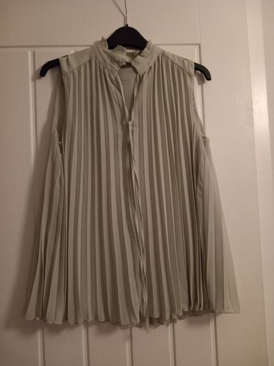 Mint green top, new. H&M