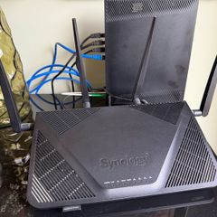 synology router RT2600ac + MR2200ac