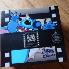 Disney Stitch album crashes pin set