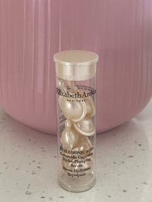 Elizabeth Arden hydra-plumping serum Ceramide capsules