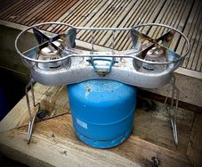 Small gas cooker