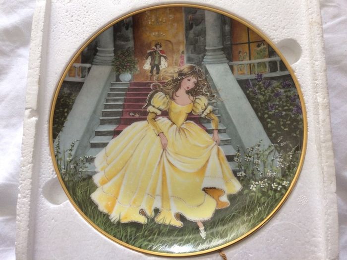 Cinderella Collectible Plate