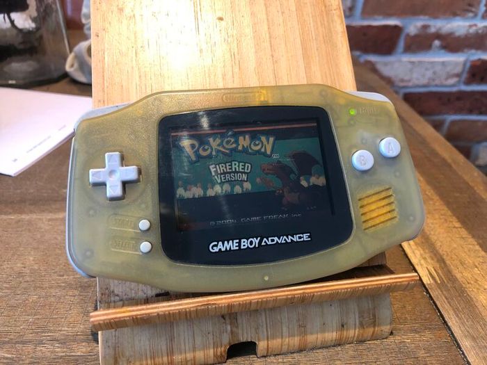 RETRO Heaven - Original Gameboy Advance, original transparent/clear Glacier color #385