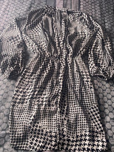 Size 8 black and white dress