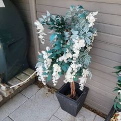 artificial outdoor flowers