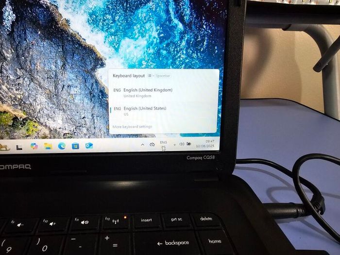 HP Compaq CQ58 Laptop Intel Celeron, 8GB RAM, Samsung 128GB SSD + Extra Storage Toshiba 750GB External USB HDD.