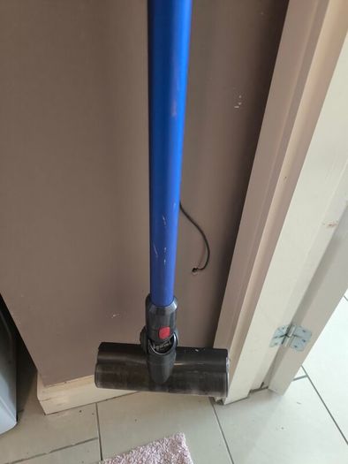 Dyson V7 Motorhead Cordless vacume cleaner