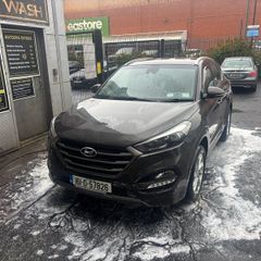Hyundai tuscon