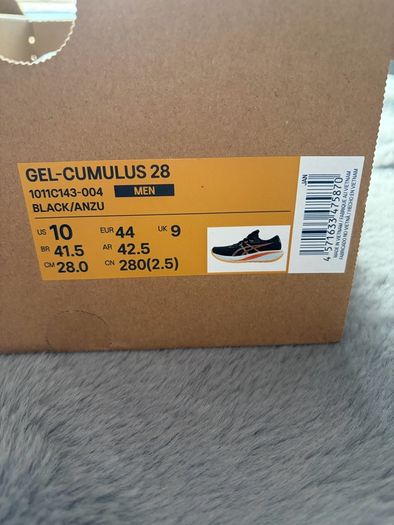 asics gel cumulus 28