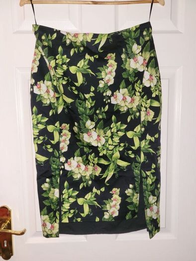 Oasis skirt