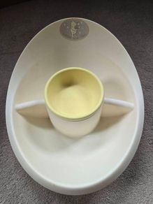Winnie the Pooh top and tail bowl