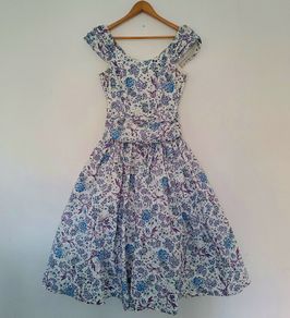 Vintage Laura Ashley - Size 8 - 50s style dress