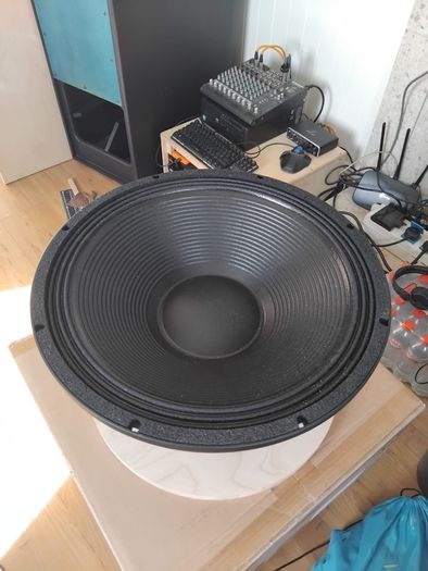 Pair of B&C 18 tbx 100 1200 watt 4 ohm drivers.