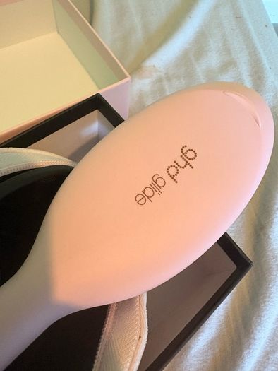 GHD glide hot brush