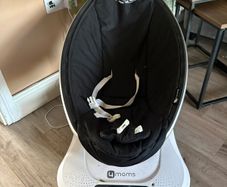 4 Moms Mamaroo