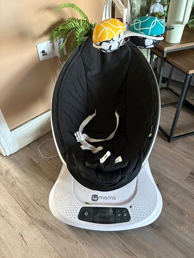 4 Moms Mamaroo