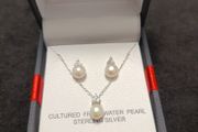 Silver chain with 925 sterling silver earrings