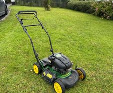 Js 63  John Deere mulcher lawmower