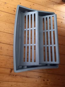 Shoe storage rack