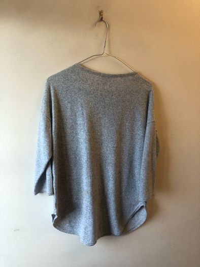 Grey top (size 10)