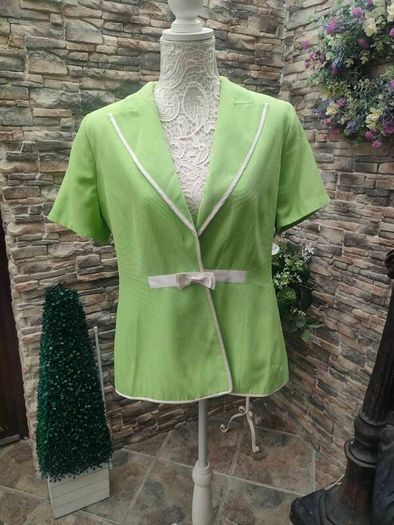 French lime green blazer  with white bow size M/L Postage included