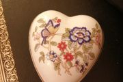 Porcelain Tara tinker box