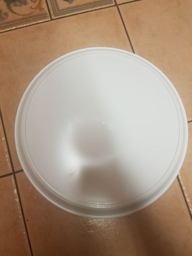 Jim beam ,advertising drinks tray with non-slip rubber ,so glasses won't slip ,,new old stock,,buyer collects  or pays postage thank you
