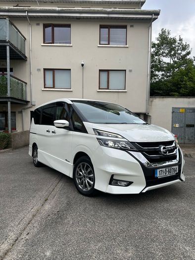 2017 Nissan Serena