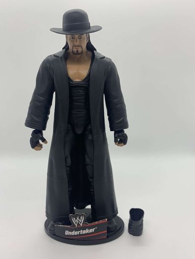 wwe elite series 1 The Undertaker action figure