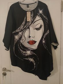 brand new blck top size 18-20