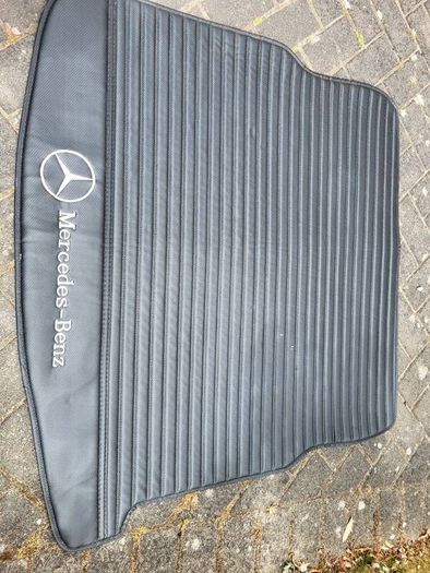 Car Boot Liner E220 Mercedes
