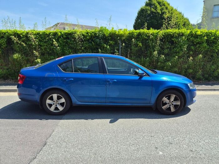 Skoda Octavia 2015 1.2 TSI Ambition Low Mileage