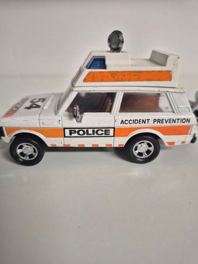 Matchbox Superkings Police set