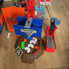 monster truck hot wheels bundle