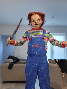 Meduim chucky costume