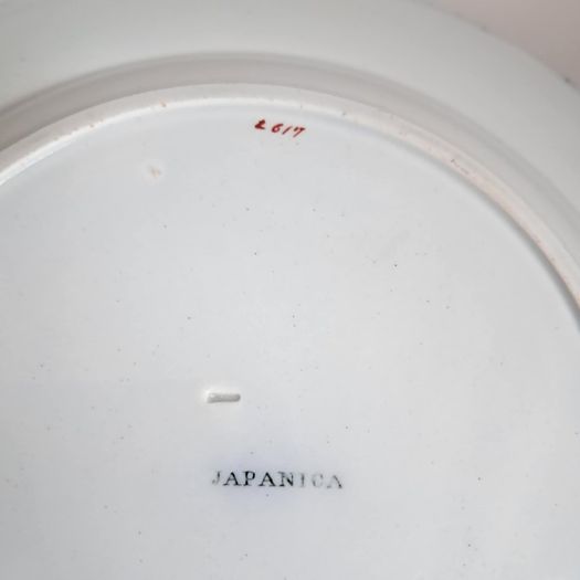 Antique Japanica Plate