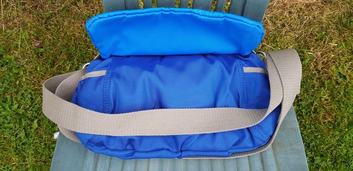 Brand New Fossil Gwen Top Zip Blue Ladies Shoulder Bag