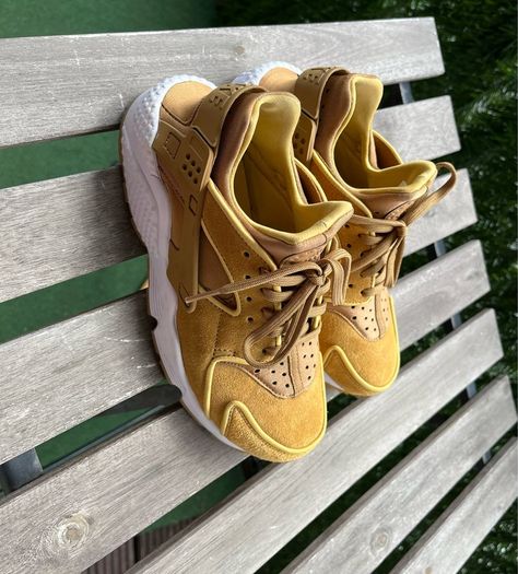 Rare Wheat Nike Huaraches