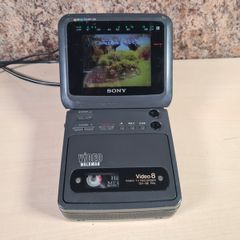 Sony Gv-9e Video Walkman video 8 Pal With Power Supply Adapter Charger