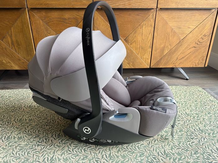 Grey Cybex Cloud Z i-Size