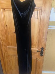 Quiz Long Black Velvet Dress