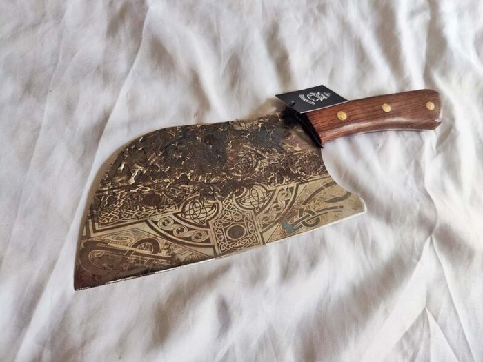 Cleaver Knife Celtic Irish Cross By Di'Casteel