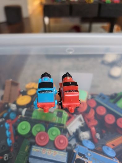 Thomas The Tank Engine Minis James and Thomas Steam Collection