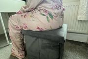Storage stool / chair with storage