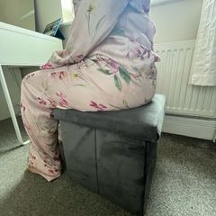 Storage stool / chair with storage