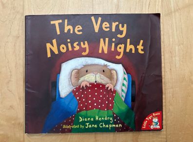 The Very Noisy Night - Paperback: Ages 2-5 years