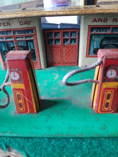 1930 garage toy tin plate